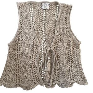Tan Crochet Boho Vest Top With a Front Tie
By Hippie Rose size M